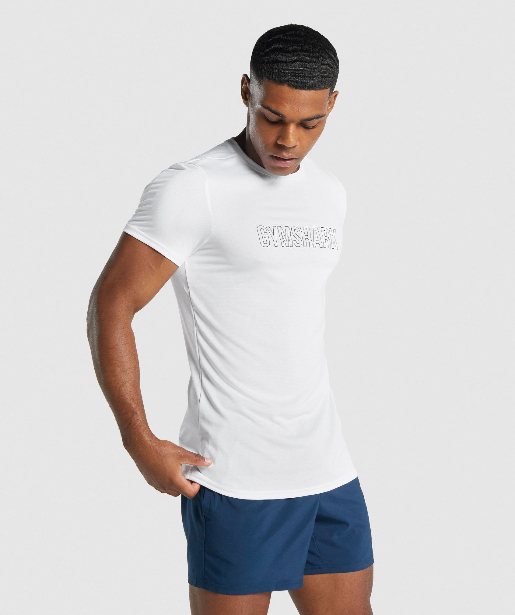 Camiseta Gymshark Arrival Estampadas Hombre Blancas | 6127583-LQ