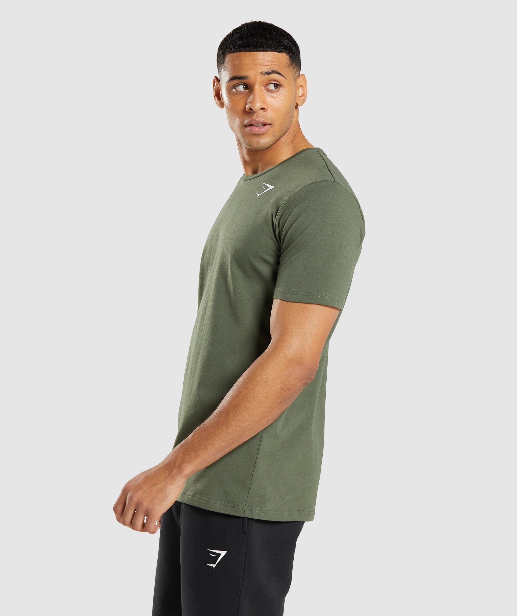 Camiseta Gymshark Essential Hombre Verde Oliva | 5816039-FH