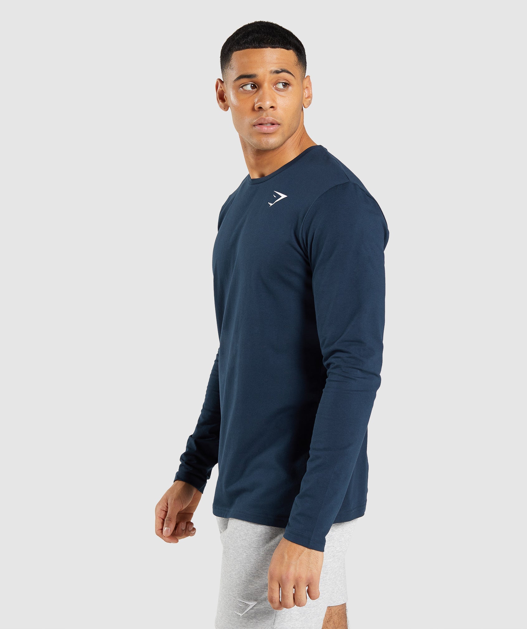 Camiseta Gymshark Essential Long Sleeve Hombre Azul Marino | 9812045-NW