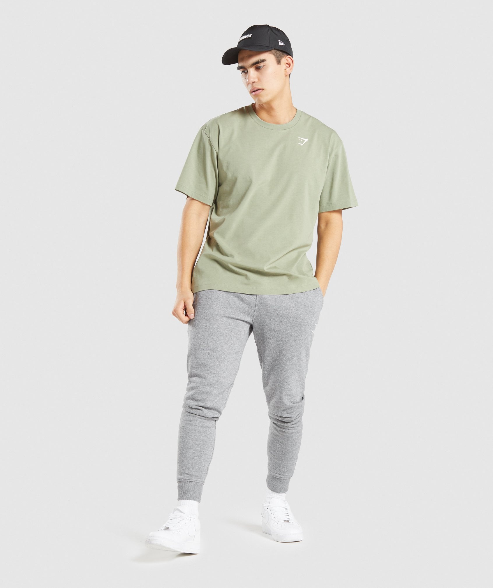 Camiseta Gymshark Essential Oversized Hombre Verde Claro | 5290314-JG