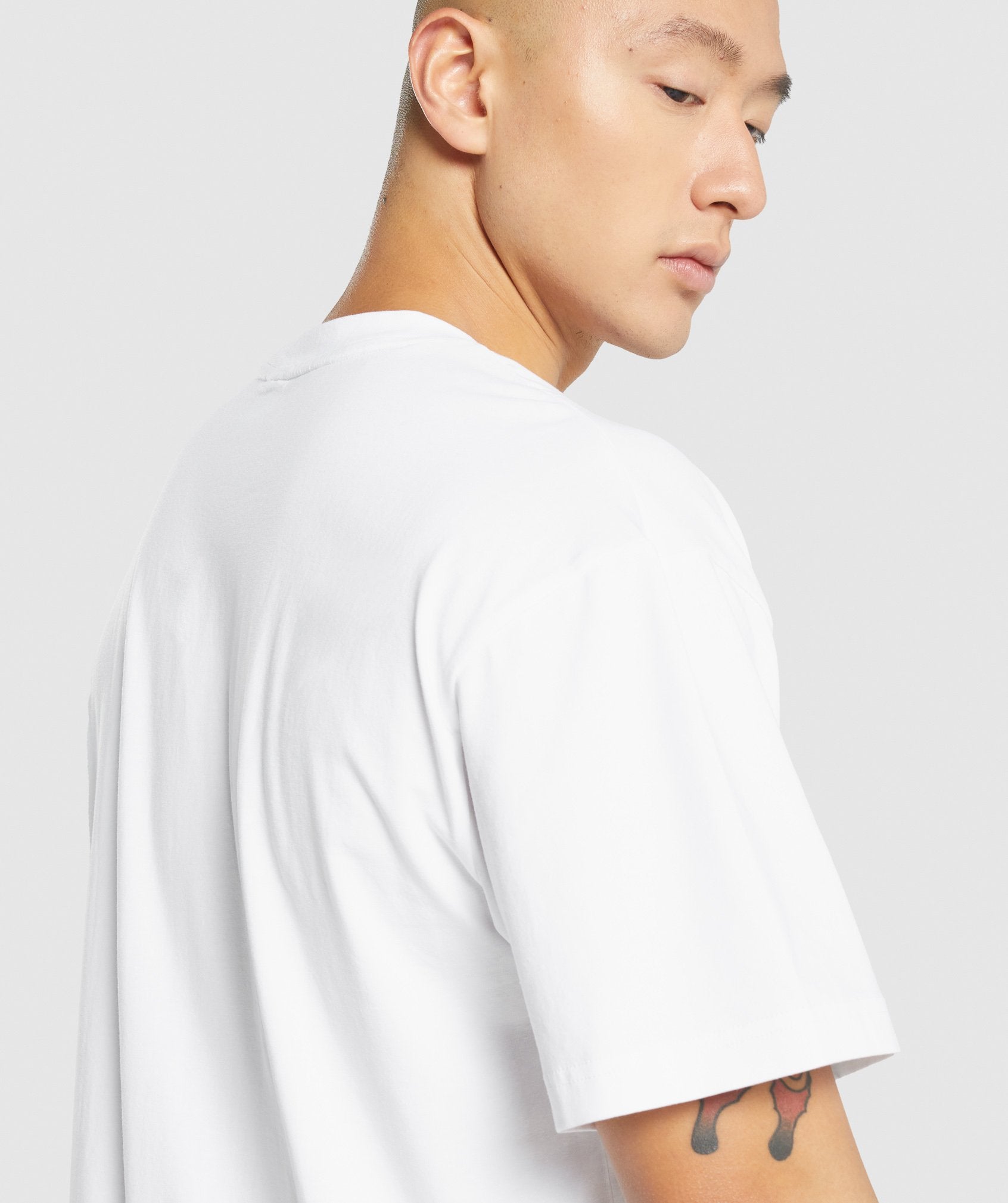 Camiseta Gymshark Essential Oversized Hombre Blancas | 8026431-RX