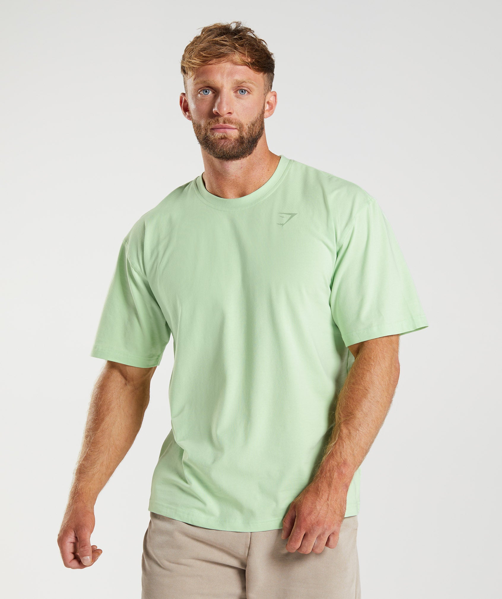 Camiseta Gymshark Power Hombre Verde | 1927658-AY