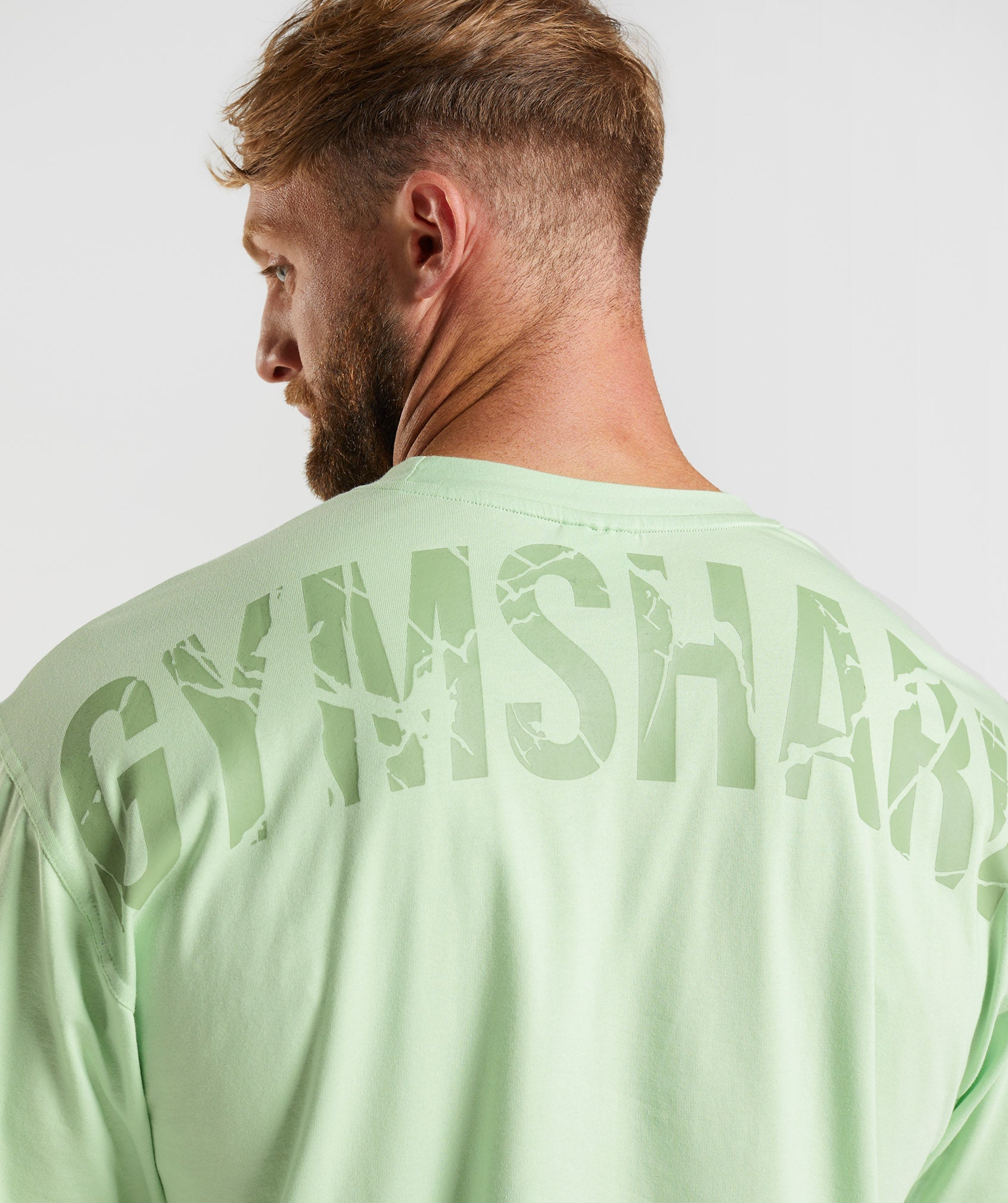 Camiseta Gymshark Power Hombre Verde | 1927658-AY