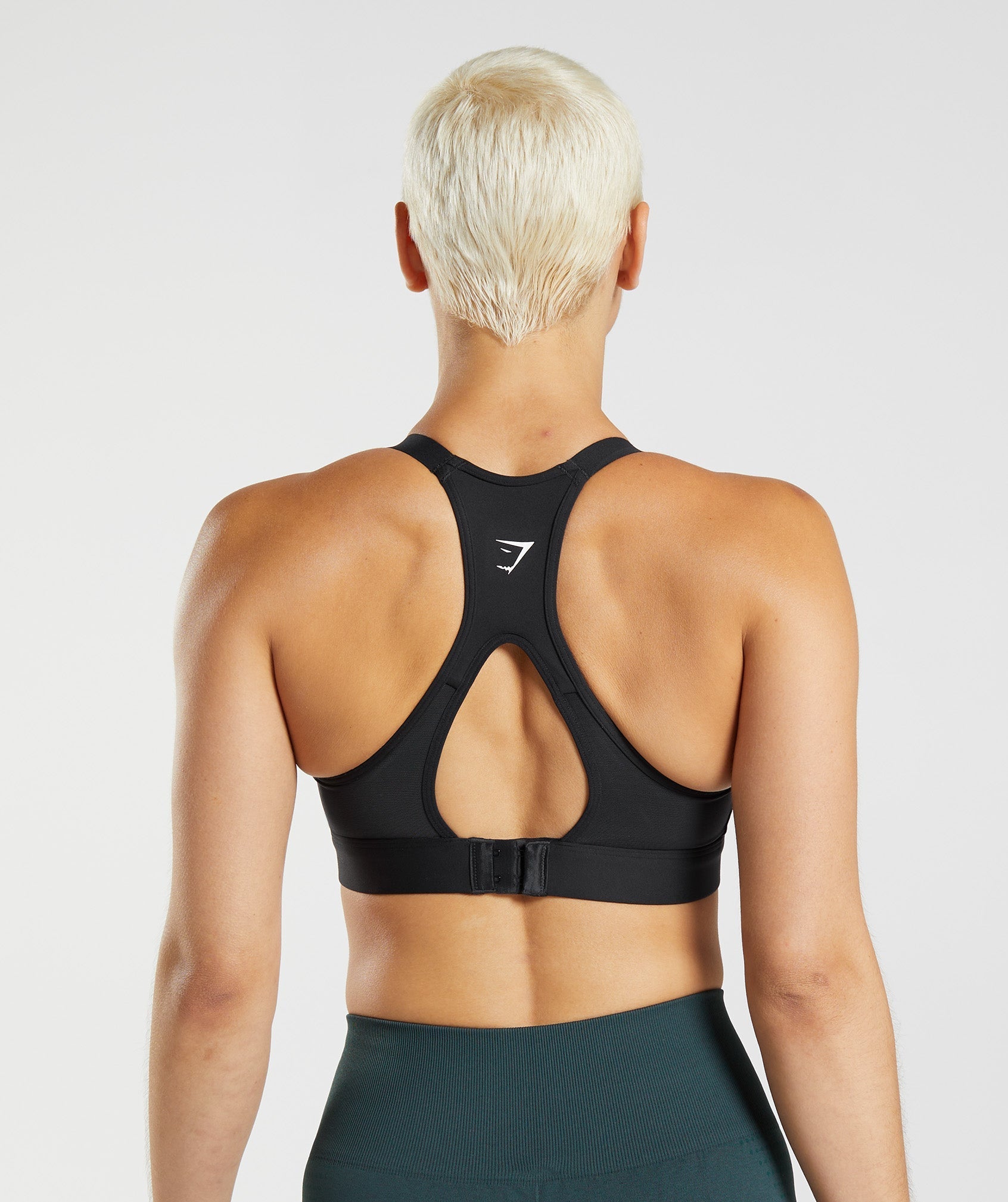 Sujetadores Deportivos Gymshark Cut Out Back High Support Mujer Negras | 4872915-MO