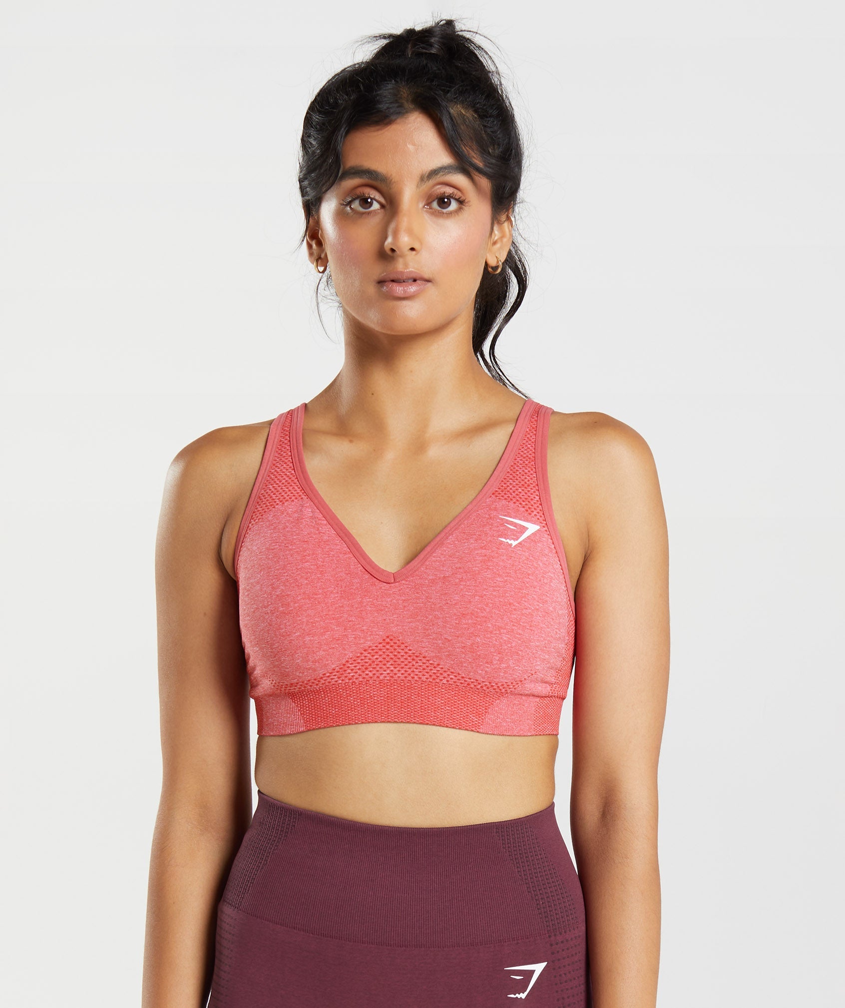 Sujetadores Deportivos Gymshark Vital Seamless 2.0 V Neck Mujer Rojas | 5018296-VL