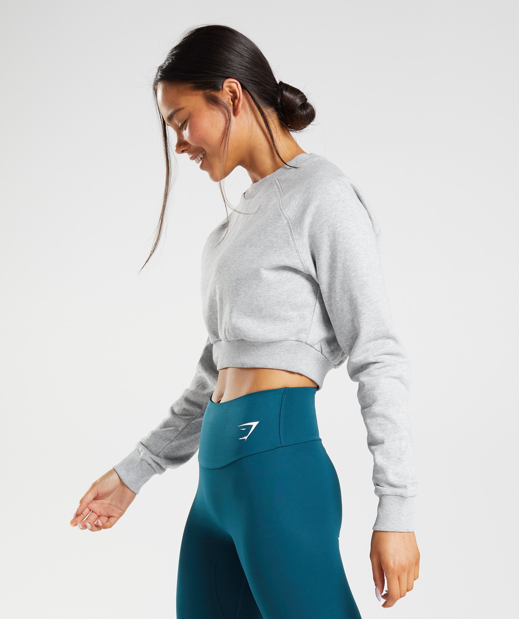 Suéteres Gymshark Entrenamiento Cropped Mujer Gris Claro | 9568342-OJ